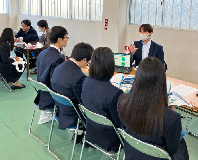 船員志望の学生に対する会社説明会に参加しました。